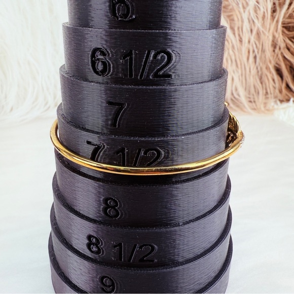 Beautiful goldtone bling delicate leaf Juicy Couture cuff bracelet - Picture 7 of 8